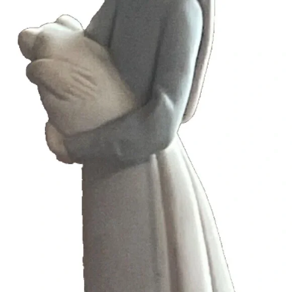 LLADRO Porcelain Figurine GIRL With Pig / Piglet 7" Tall Matt finish - Picture 2 of 5